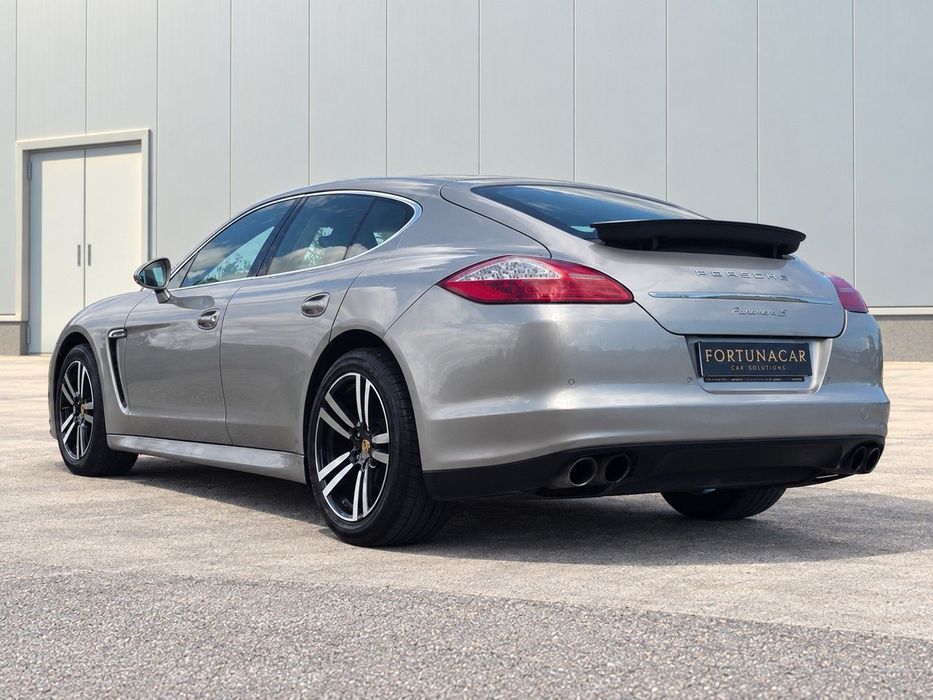 Porsche Panamera S PDK foto 4