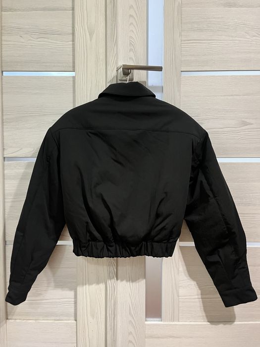 Чорна куртка Zara