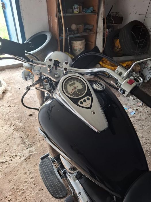 Цена 7500дол.  Вулкан 900 Custom