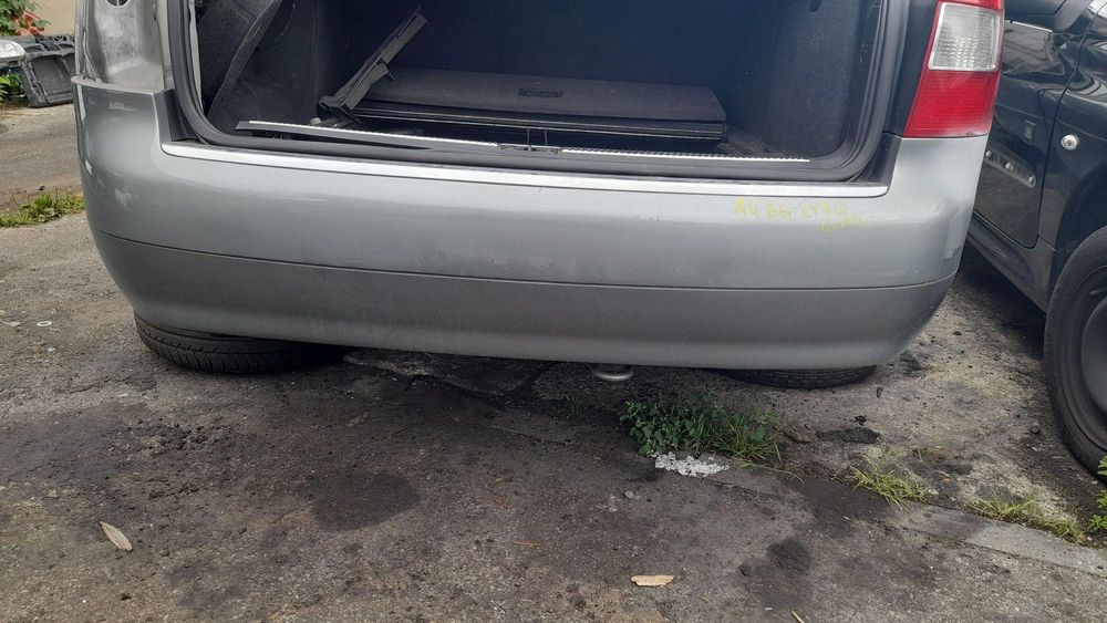 Tylny zderzak tył audi a4 b6 kombi ly7q