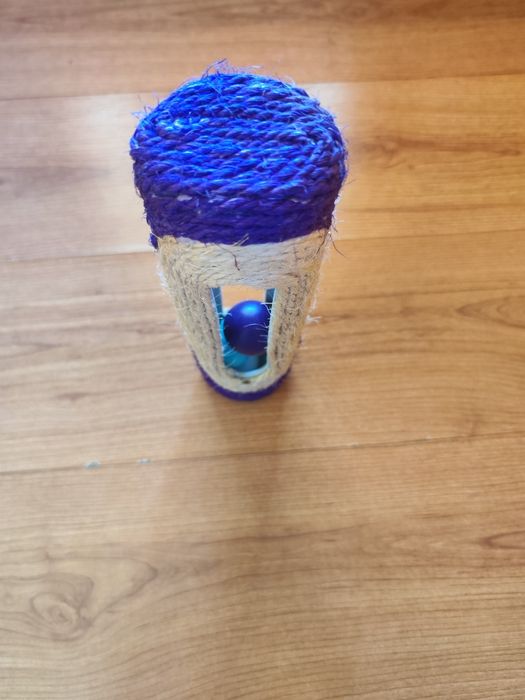 Brinquedo para gatos com bolas