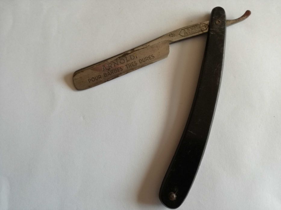 Navalha de Barbear Vintage c/Estojo-"Arnoldi-Solingen 135"