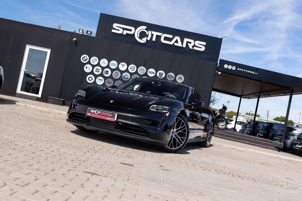 Porsche Taycan 4S