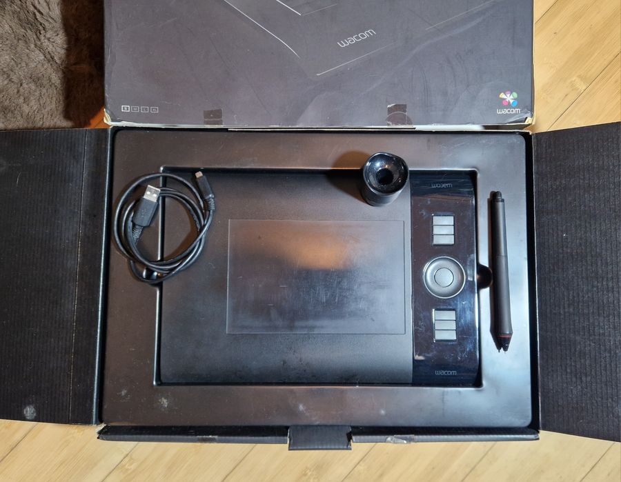 Tablet graficzny Wacom intuos 4 ptk-440