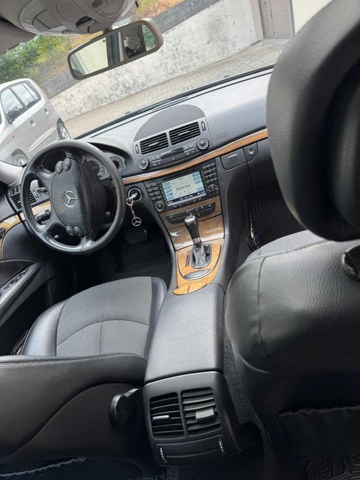 Mercedes-Benz E 220 CDI Avantgarde