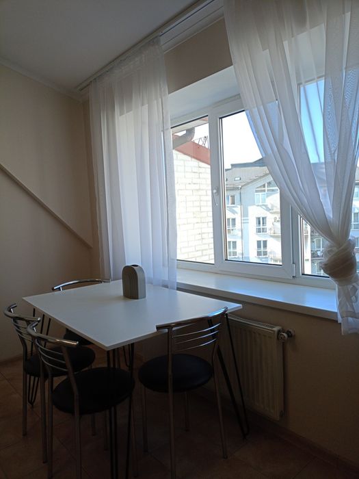 Продам 2 км квартиру, в.Стуса ,можливі Держпрограми