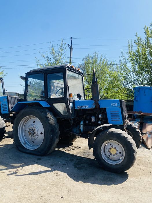 Продам два трактора мтз 892 2008 2011