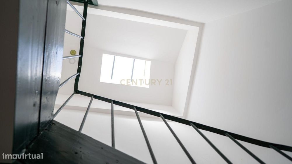 Apartamento T2 no Bairro Alto