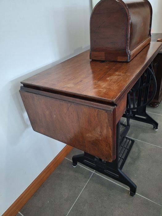 Vendo Máquina costura Singer para decoração