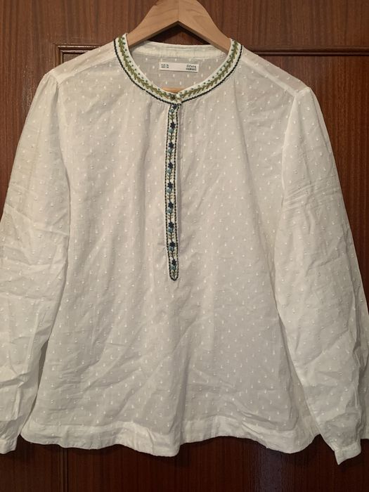 Blusa Sfera com bordados