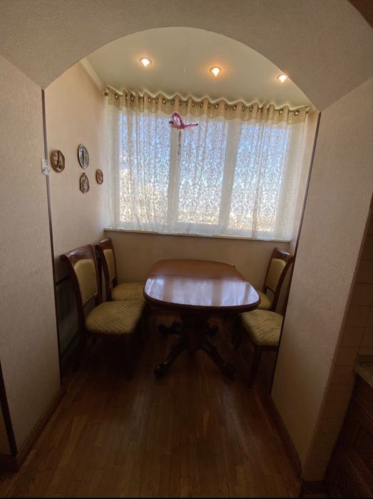 Оренда 3К 105м Печерськ м. Арсенальна