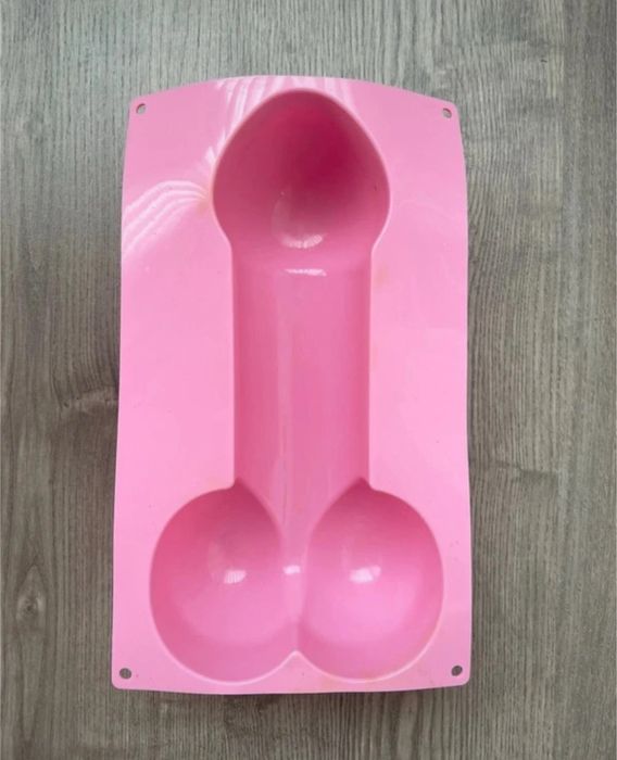 Forma para bolos de Despedia de Solteira