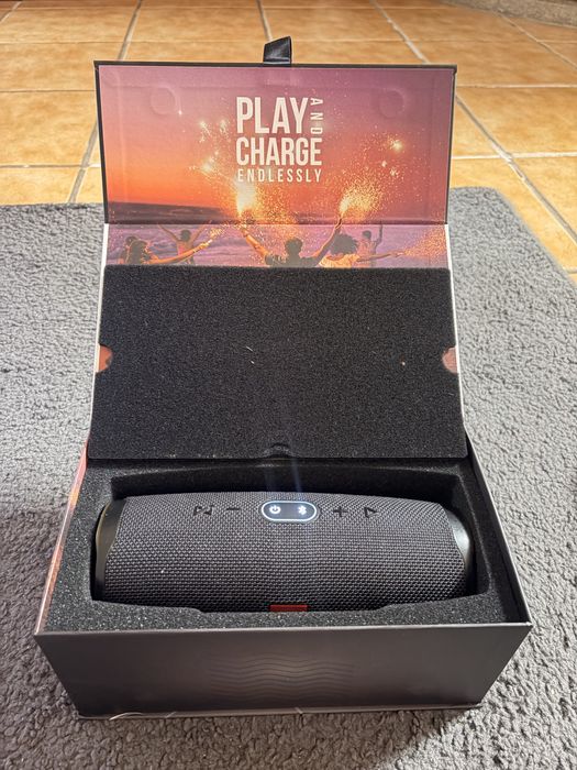 Vebdo JBL  perfeita