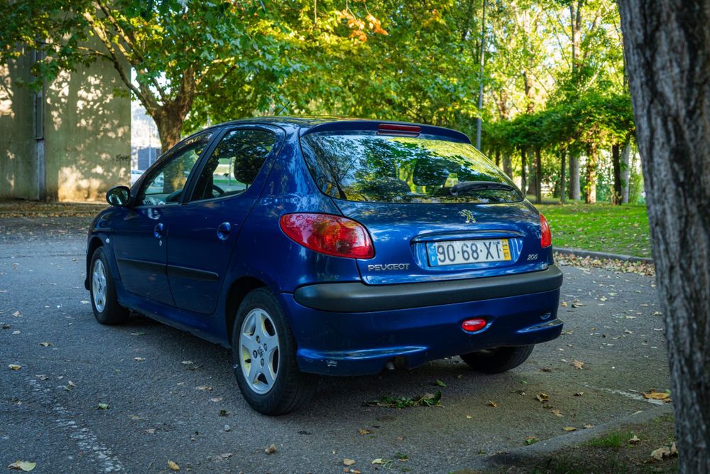 Peugeot 206 1.4 16V | 2004 — photo 4