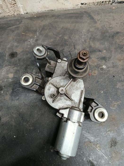 Моторчик заднього склоочисника wv