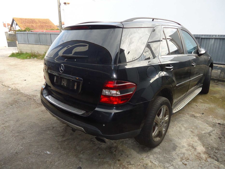 Mercedes ML 320 Cdi 4-matic de 2008 só ás peças