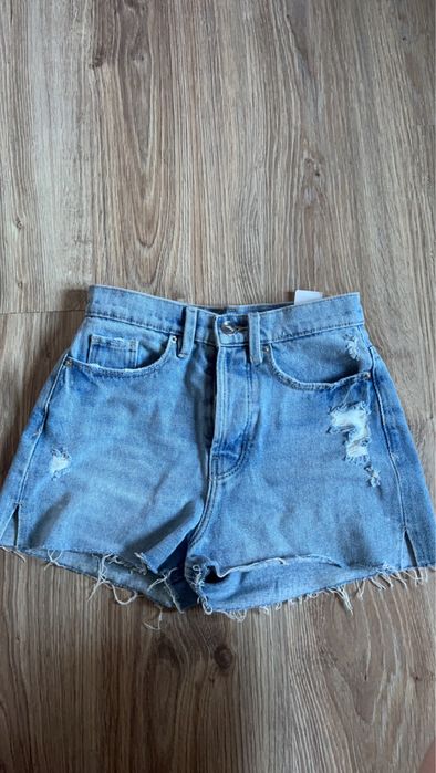 Spodenki jeansowe Sinsay