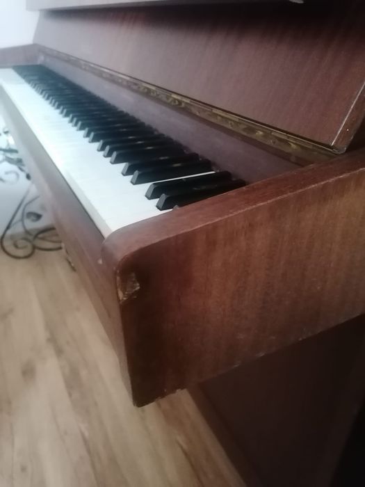 Pianino Weinbach