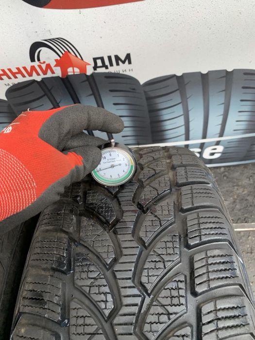 Шини 205/55 R16 Bridgestone зима   8 м