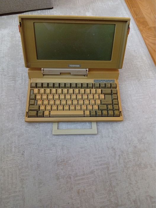 Toshiba T1100 Plus + СРОЧНО
