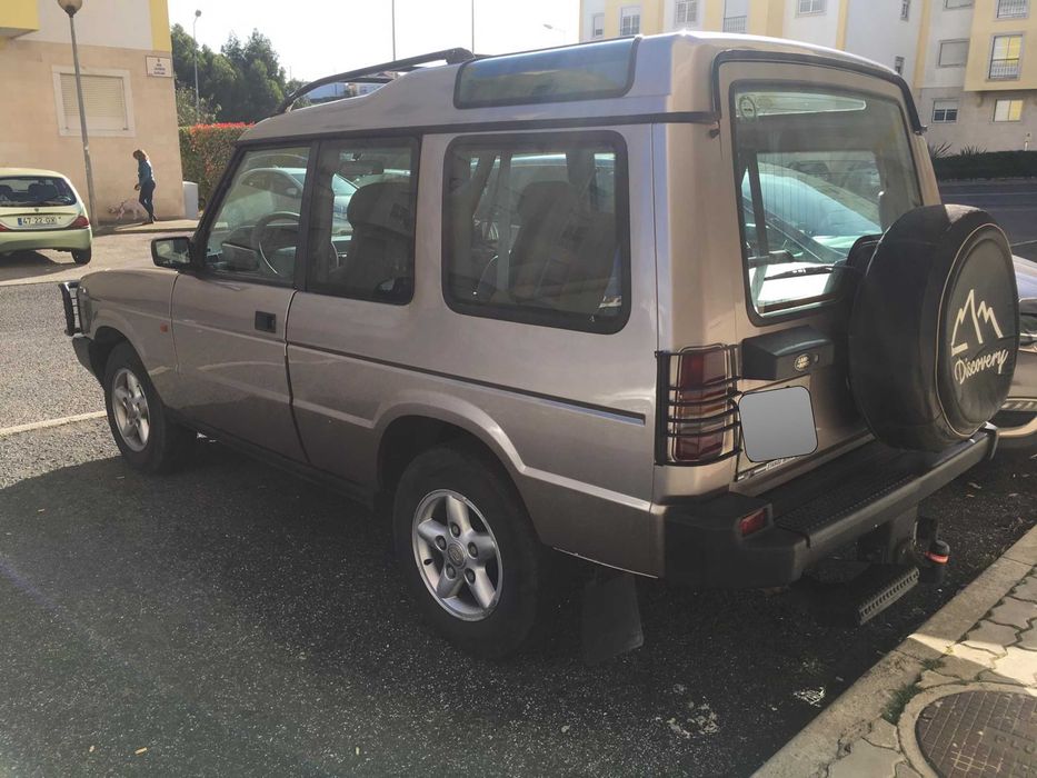 Land Rover Discovery 2.5 TDI (1993) – Clássico com potencial – 7.900€