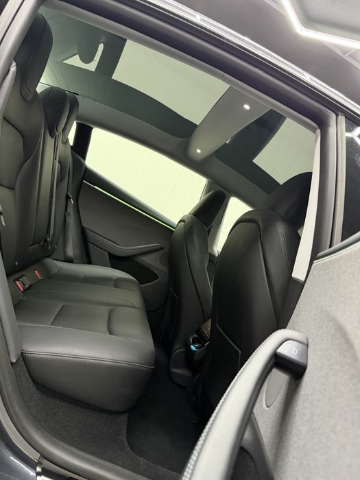 Tesla Model 3 Standard Range plus LFP