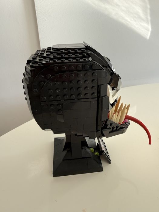 Lego Marvel Venom