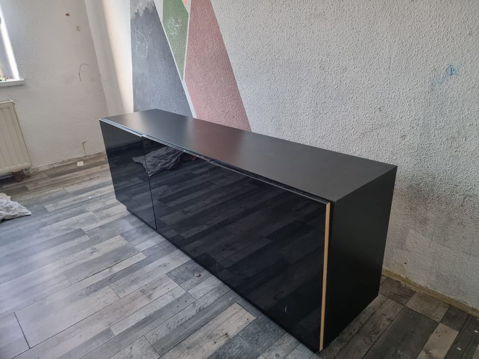 Komoda używana czarna