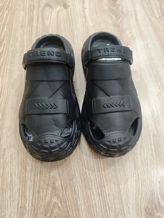 Chińskie "Crocs". Nowe. Rozmiar 43.