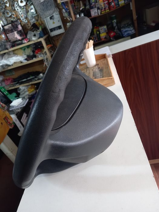 руль на мерседес 211