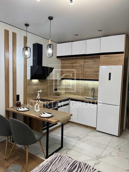 Без комісії. Нова студія з ремонтом. ЖК Молодість