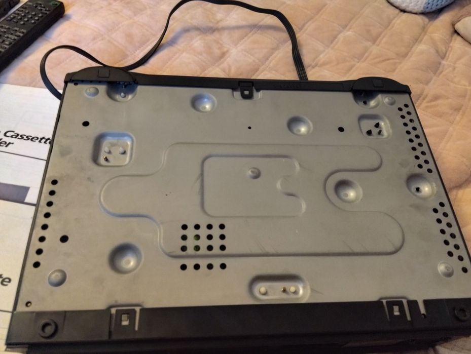 Відеомагнітофон Sony SLV-E400EE