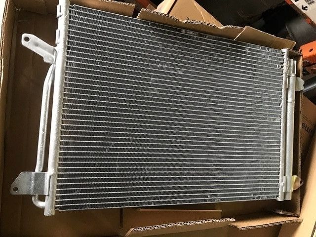 Конденсатор кондиціонера VW JETTA 6 2010-2018 5C0816411