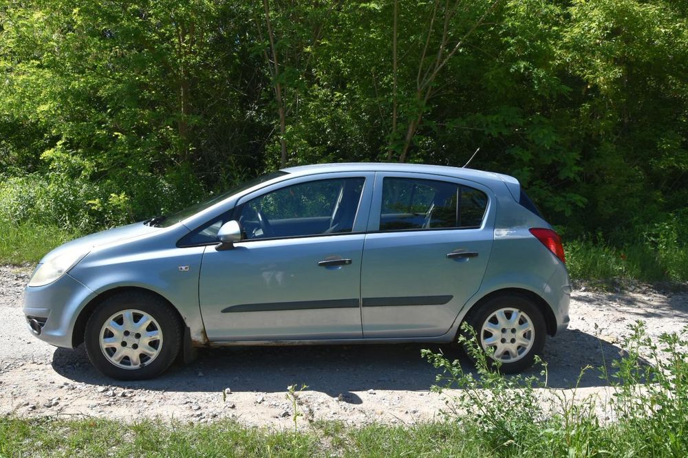 Samochód Opel corsa D
