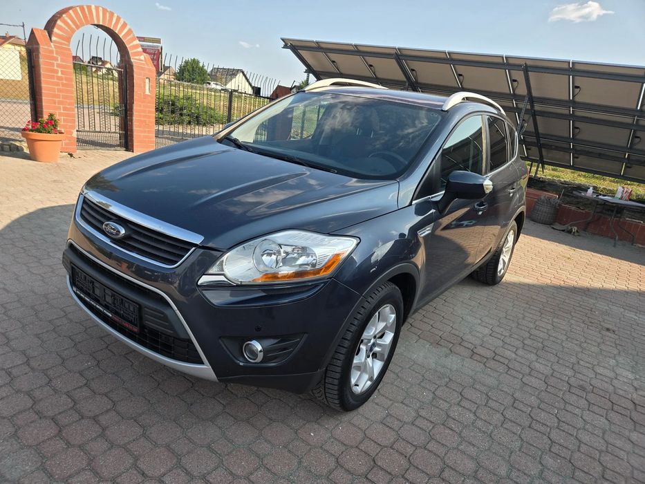 Ford Kuga 4X4  szklany dach Sprowadzony, opacony w kraju