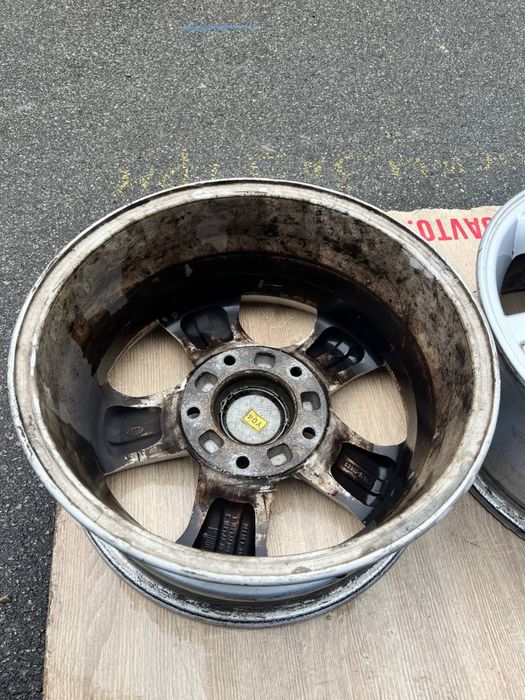 Goauto диски Kia Sorento 5/139,7 r16 et45 7j dia95,3 як нові також уаз