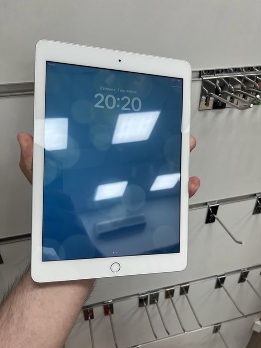 iPad 5 128GB Silver
