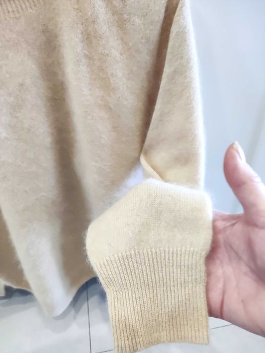 Sweter damski  moda