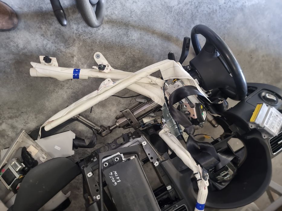 Tablier com air bgs Volkswagen Golf 6 1.6 tdi