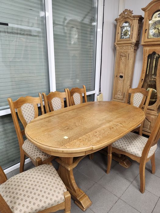 Дубовий стіл та 6 стільців