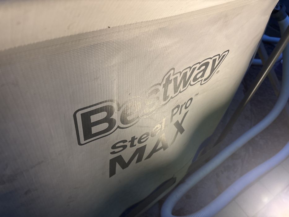 Basen bestaway steel pro max