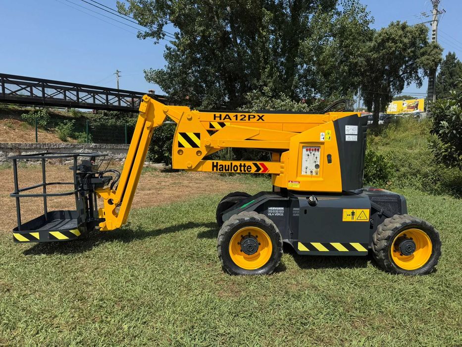 Plataforma elevatória Haulotte HA12 PX