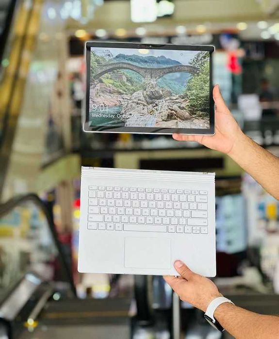 Ноутбук Планшет 2 в 1 Microsoft Surface Book 2 i7/8GB/256 Трансформер