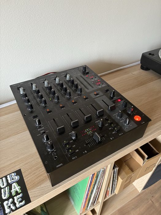 Behringer djx 750 fx mesa de mistura