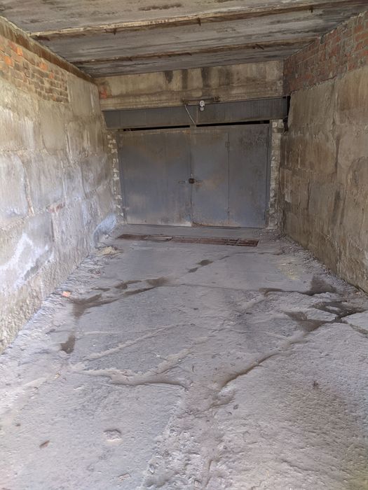 Гараж охраняемый в комплексе автолюбитель 104. 602 м.