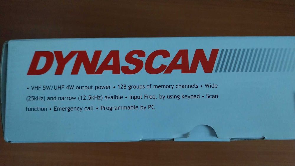 DYNASCAN V500 walkie VHF