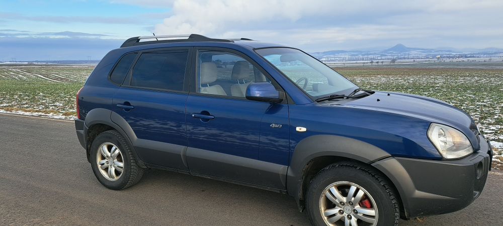 Туксон 2010рік,4×4, 103kw, 6 -ступка.