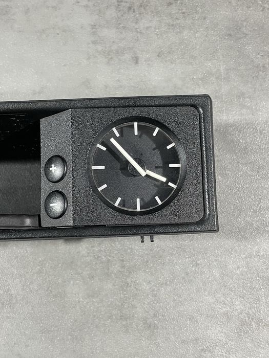 Рамка з часами Bmw E36 1977229/62131387414