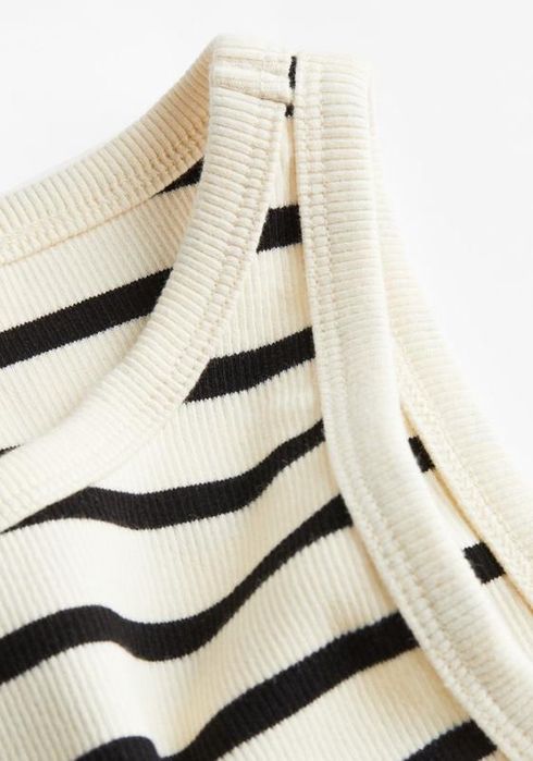 Базовий топ h&m в рубчик, розмір С