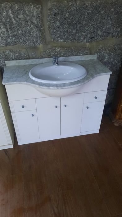 Moveis para casa de banho